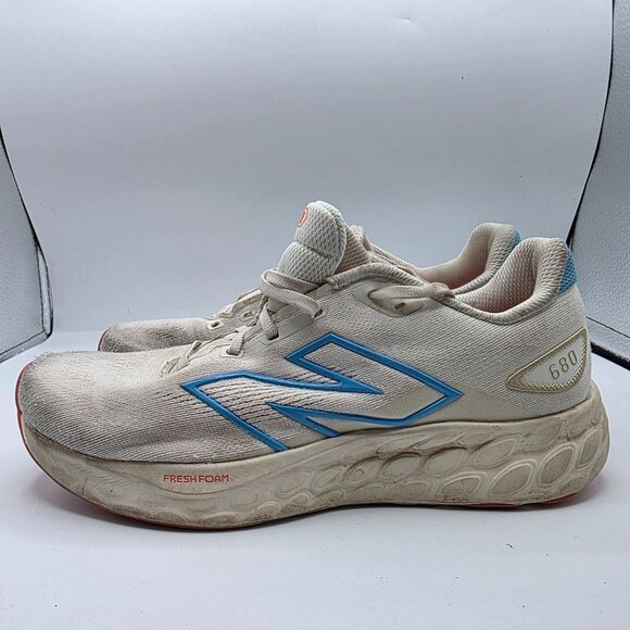 New Balance Fresh Foam 680v8 Womens Size 9.5 Shoes White Blue Lightweight - Picture 13 of 13